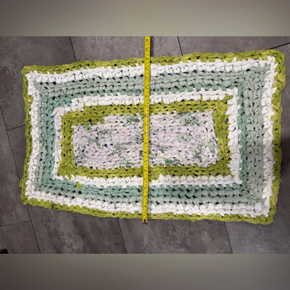 Handmade crocheted rag rug bathroom mat 18x29” rectangular